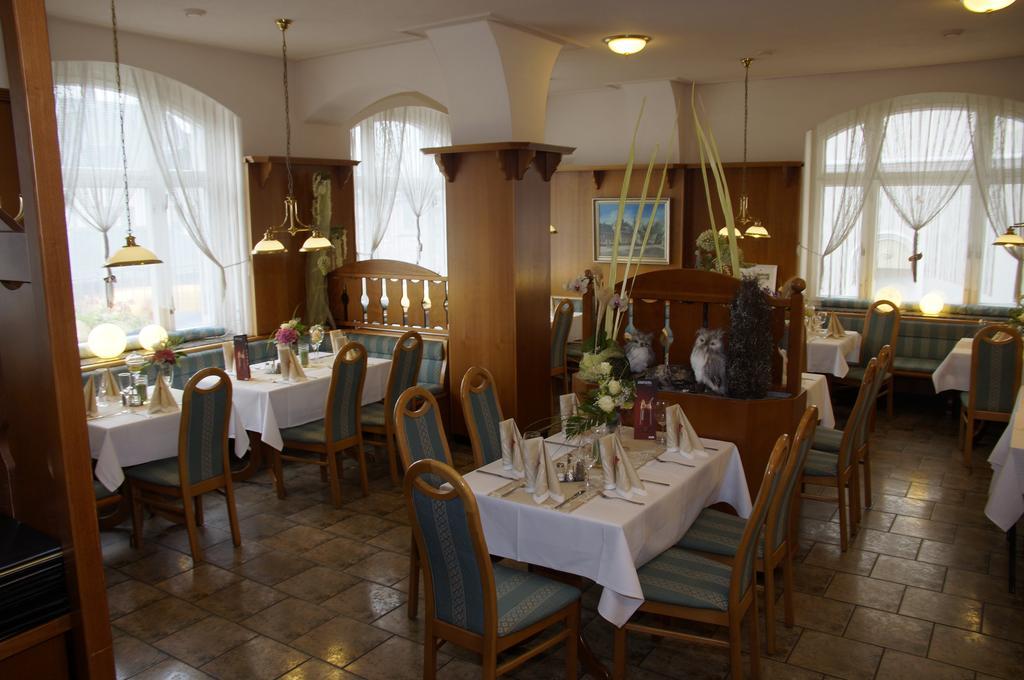 Hotel Ratskeller Thum Esterno foto